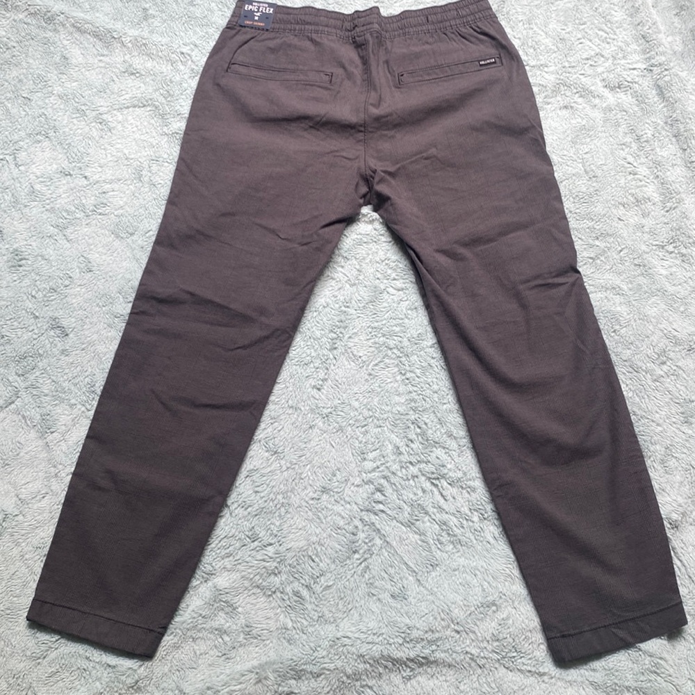 Hollister epic flex size M Crop skinny.